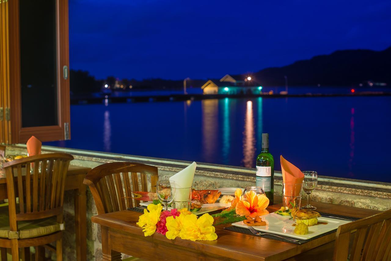 Cote Jardin - Chalets Cote Mer Baie Sainte Anne Esterno foto
